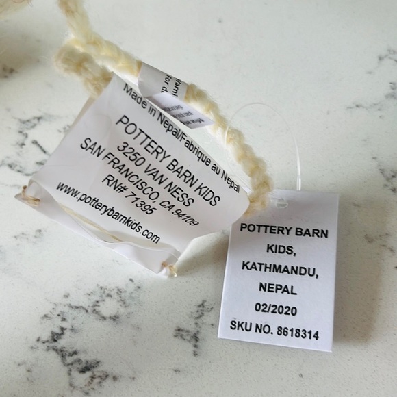 Pottery Barn Kids XOXO Felted Ceiling Mobile - Picture 9 of 9